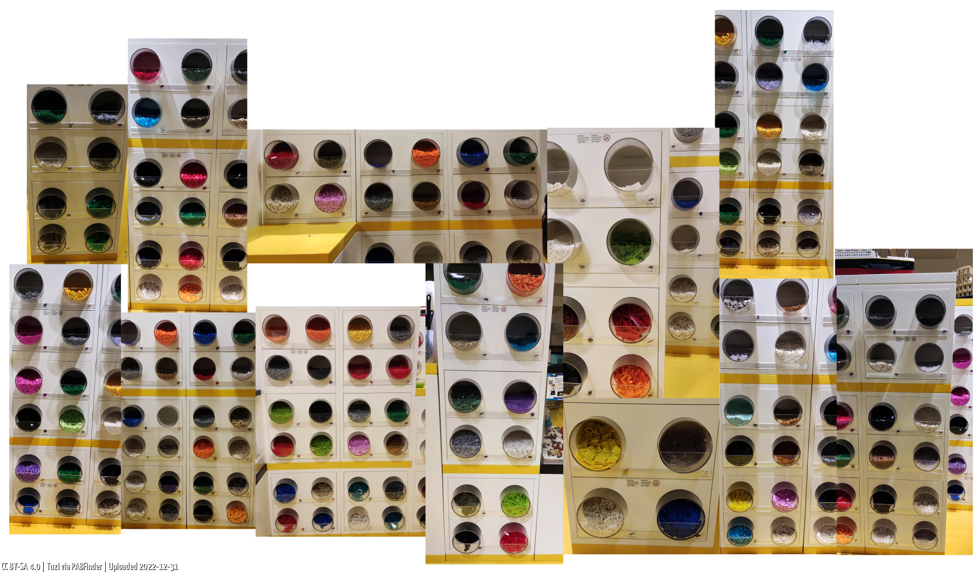 Pick a Brick LEGO House Billund (Tuzi, 12/31/22, 11:18:25 PM)