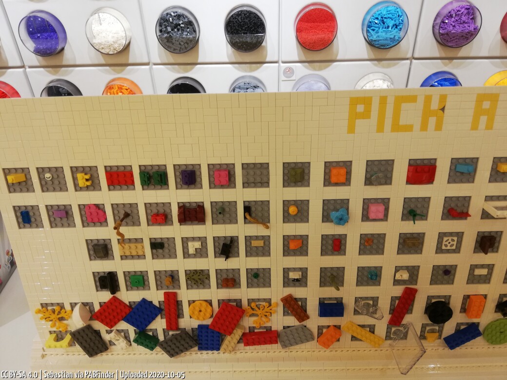 Pick a Brick München Riem (Sebastian, 10/5/20, 7:43:50 PM)