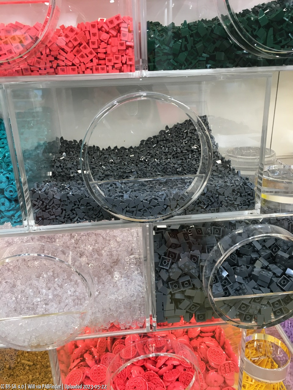 Pick a Brick LEGO Store Köln (Will am May 22, 2023)