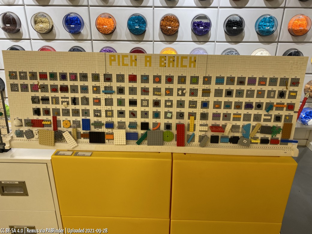 Pick a Brick München Riem (Remus, 9/28/21, 11:38:08 AM)