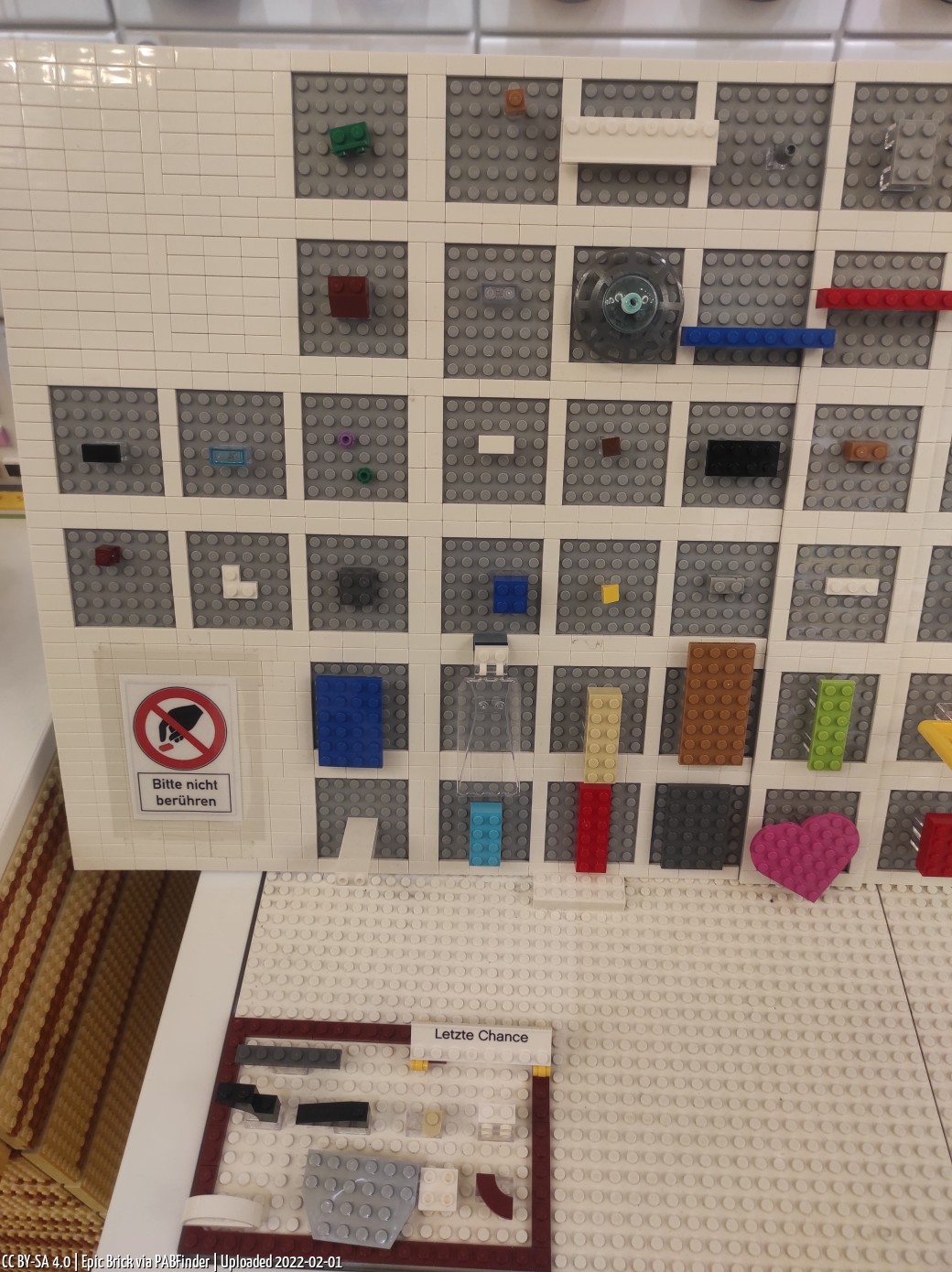 Pick a Brick Berlin (Epic Brick, 2/1/22, 4:53:41 PM)