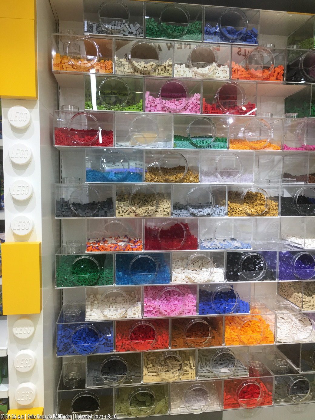 Pick a Brick LEGO Store Dresden (Felix Koch am 16. August 2023)