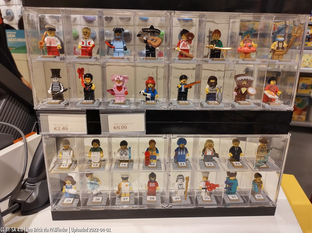 Pick a Brick LEGO Store Köln (Inu Brick, April 1, 2022)