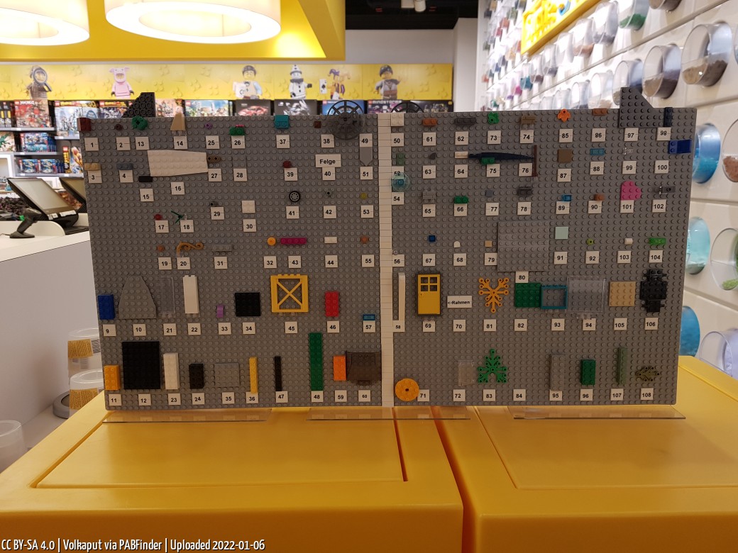 Pick a Brick LEGO Store Köln (Volkaput am 6. Januar 2022)