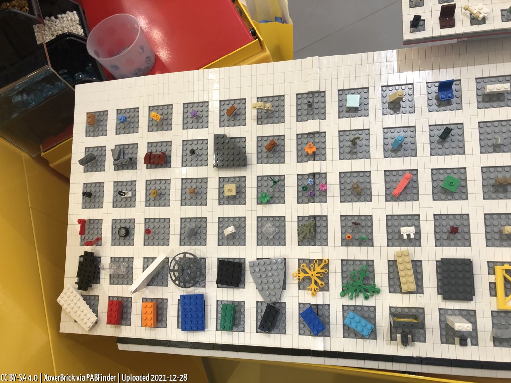 Pick a Brick Düsseldorf (XoverBrick, 12/28/21, 10:04:24 PM)