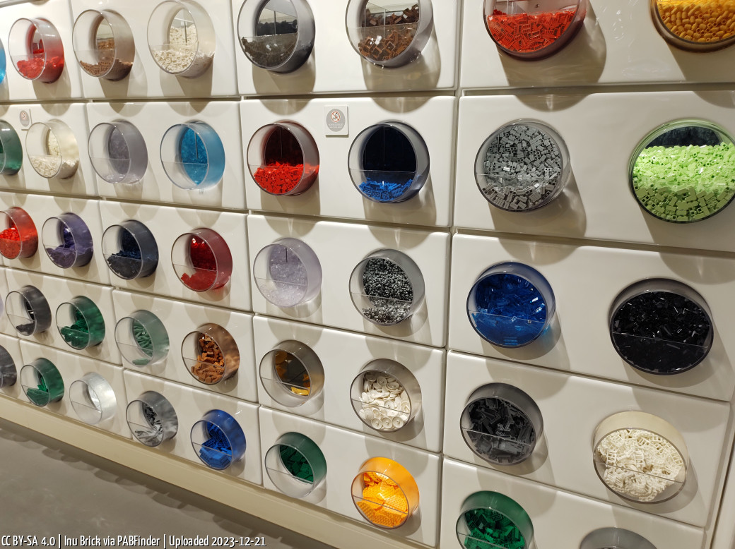 Pick a Brick LEGO Store Wien Donau Zentrum (Inu Brick, December 21, 2023)