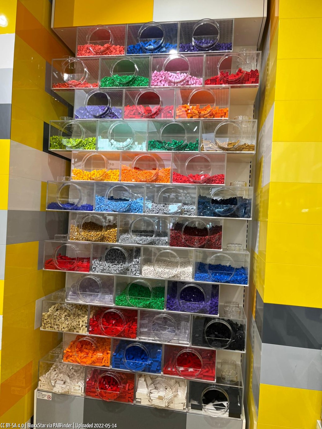Pick a Brick Stuttgart (BloxxStar, 5/14/22, 1:55:12 PM)