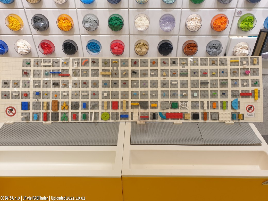 Pick a Brick Berlin (JP, 10/1/21, 8:35:28 PM)