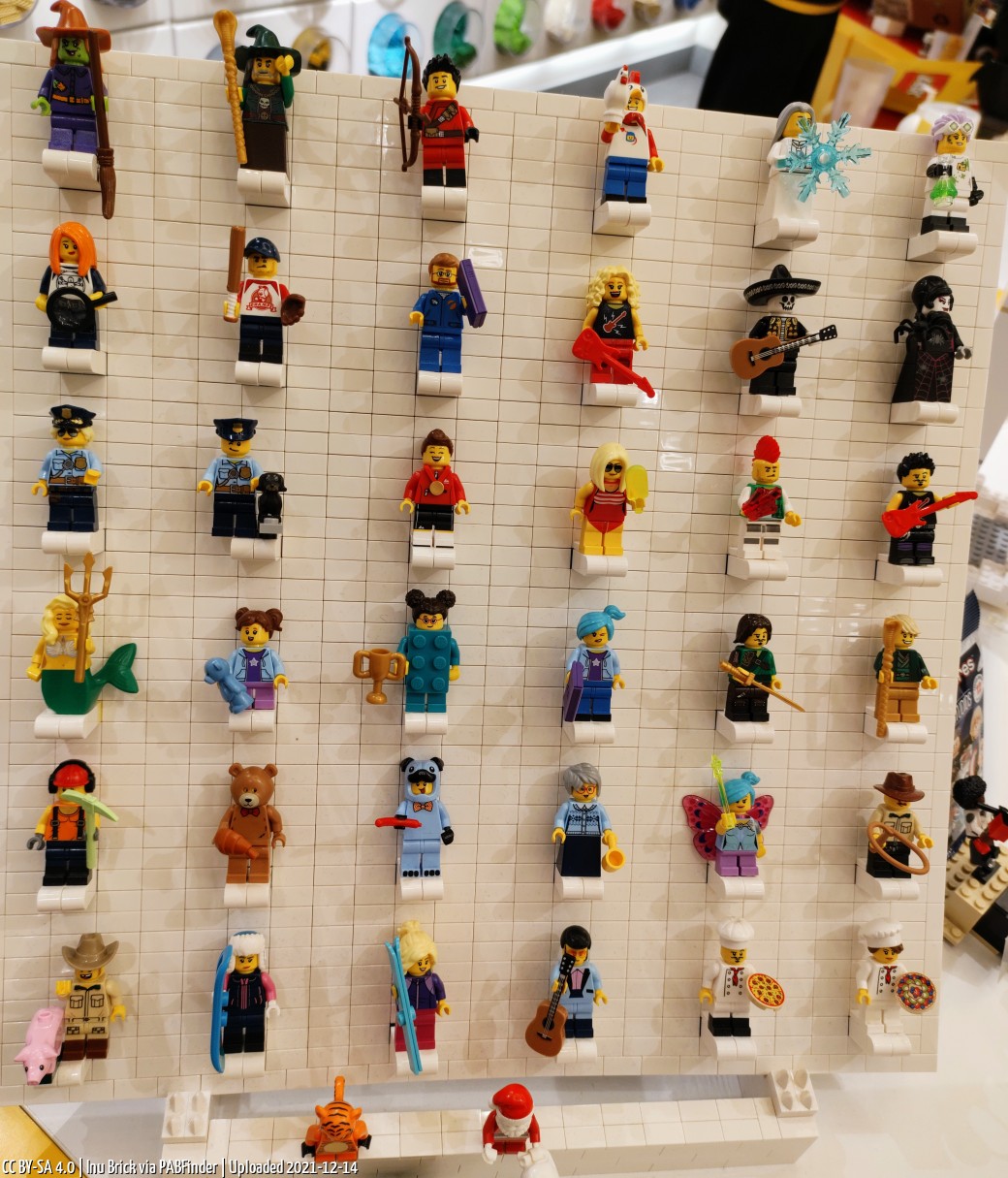 Pick a Brick Düsseldorf (Inu Brick, 12/14/21, 11:35:29 PM)
