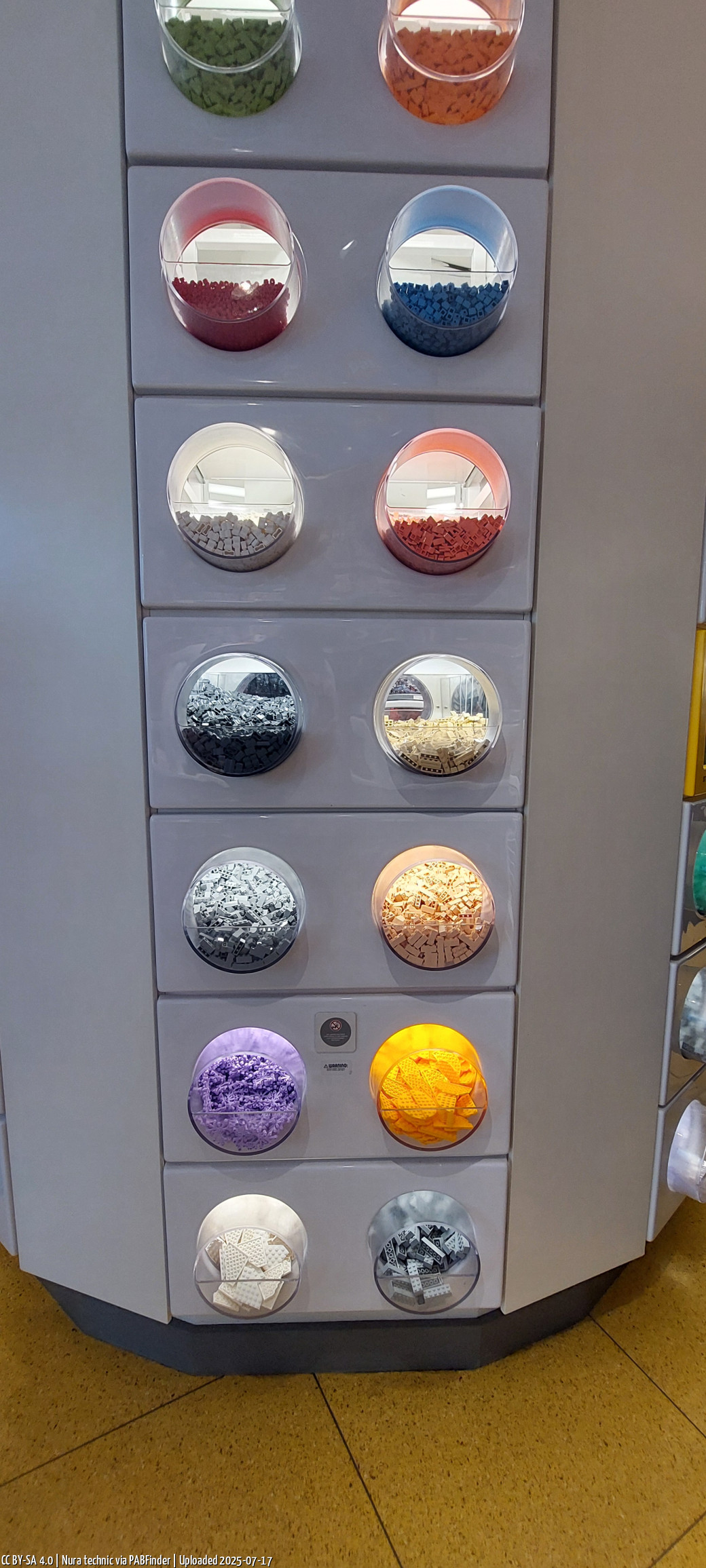 Pick a Brick Amsterdam (Nura technic, 7/17/25, 10:07:59 AM)