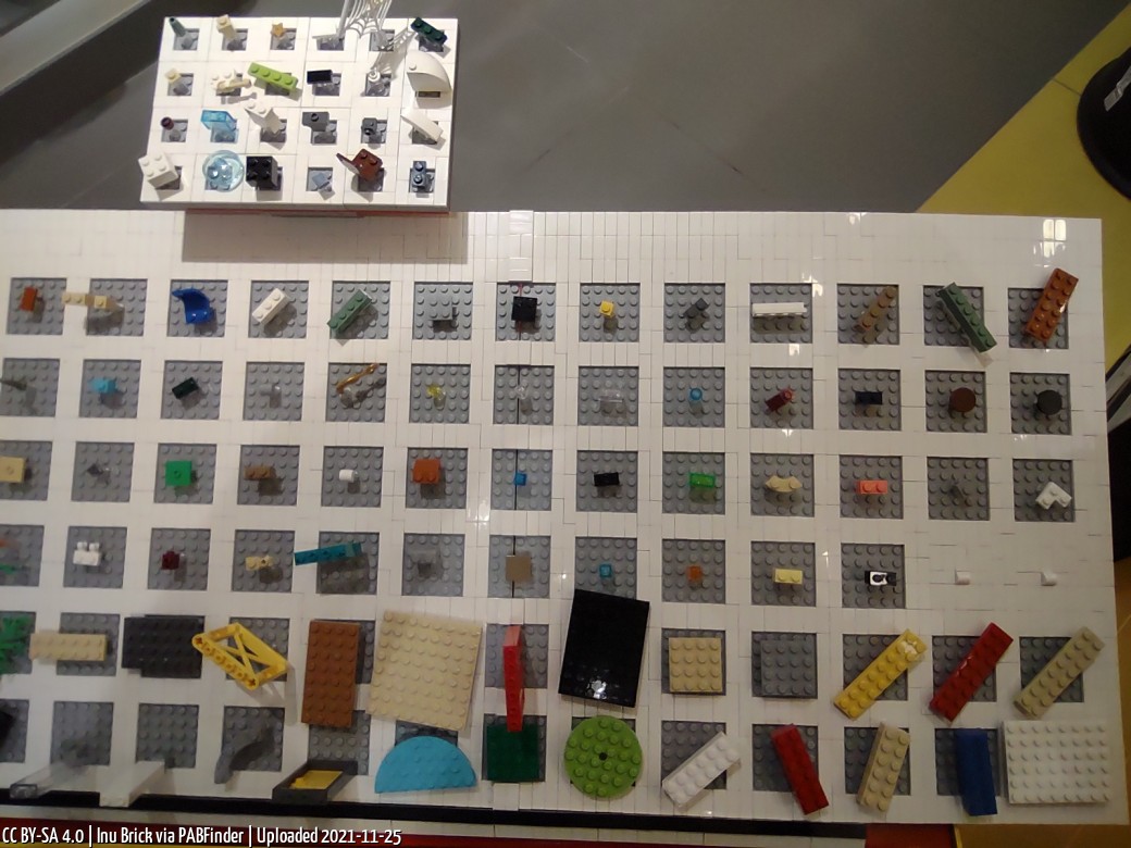 Pick a Brick Düsseldorf (Inu Brick, 11/25/21, 8:21:11 PM)