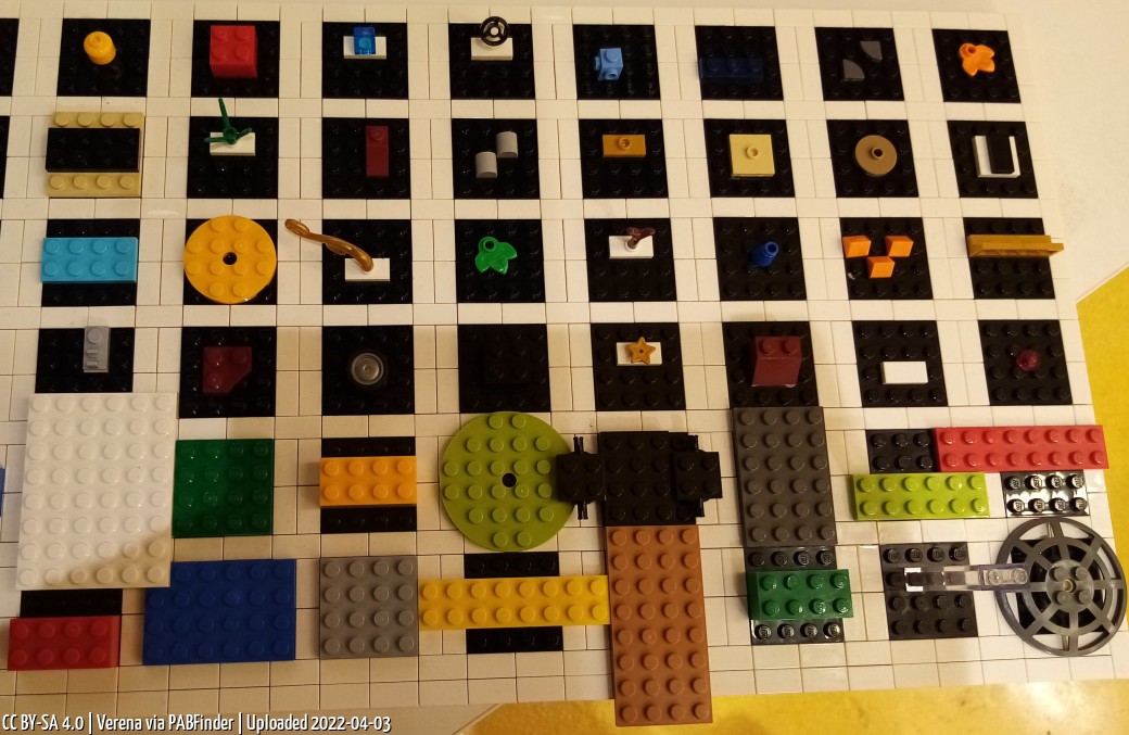 Pick a Brick LEGO Store Leipzig (Verena, April 3, 2022)