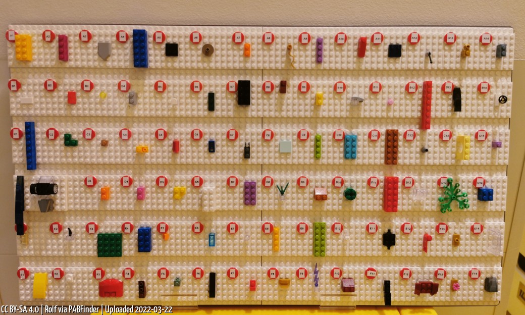 Pick a Brick LEGO Store Frankfurt (Rolf, March 22, 2022)