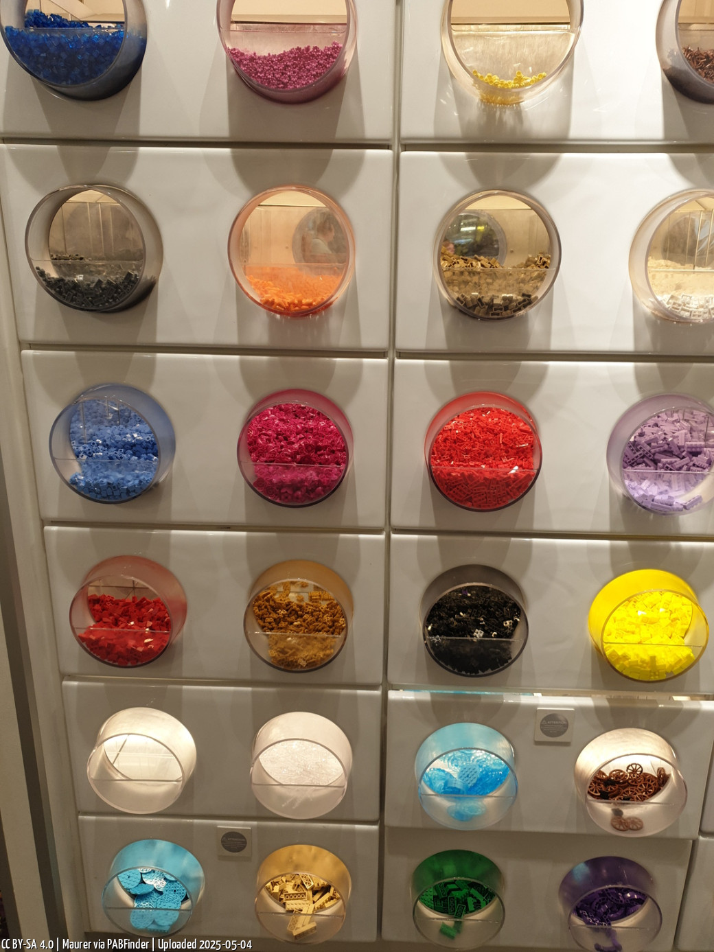 Pick a Brick Paris Les Halles (Maurer, 5/4/25, 1:33:04 PM)