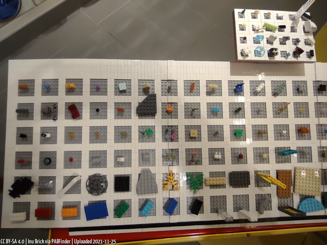 Pick a Brick Düsseldorf (Inu Brick, 11/25/21, 8:20:50 PM)