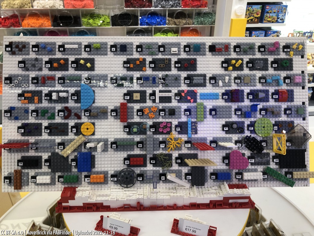 Pick a Brick Bonn (XoverBrick, 11/18/21, 8:17:56 PM)