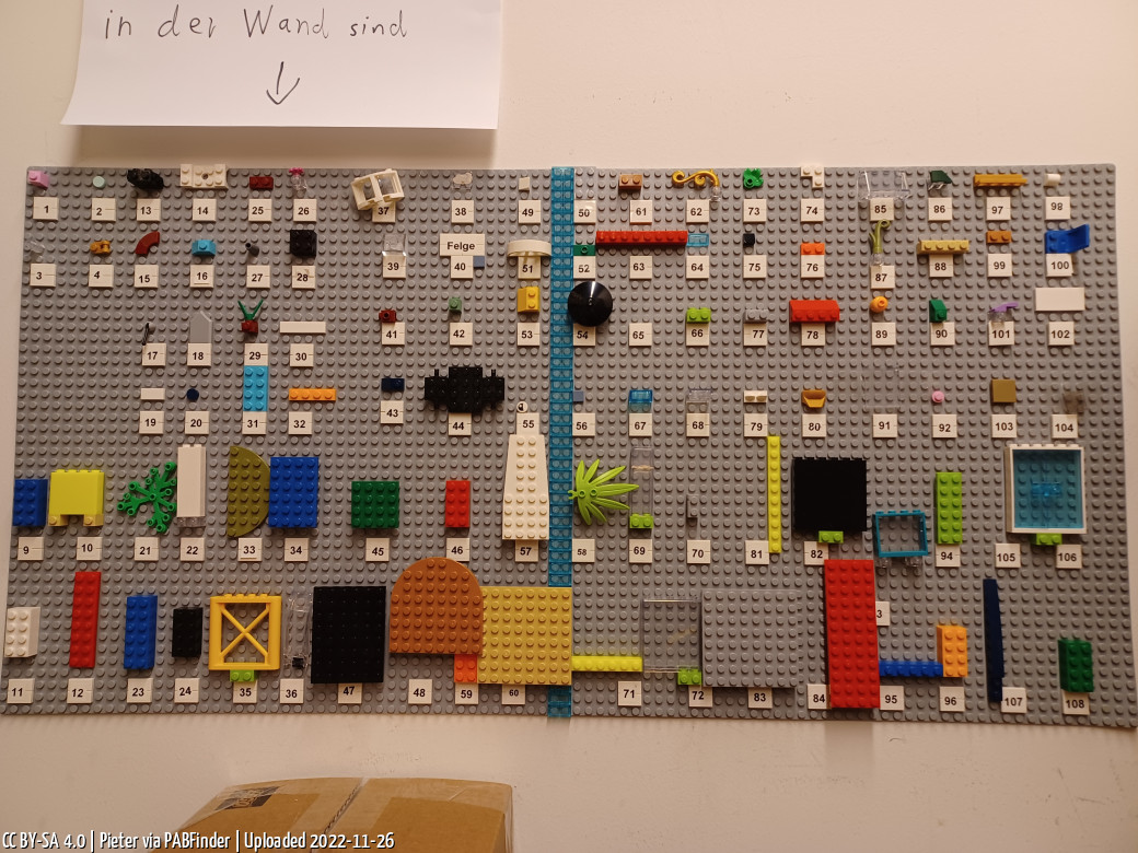 Pick a Brick LEGO Store Köln (Pieter, November 26, 2022)