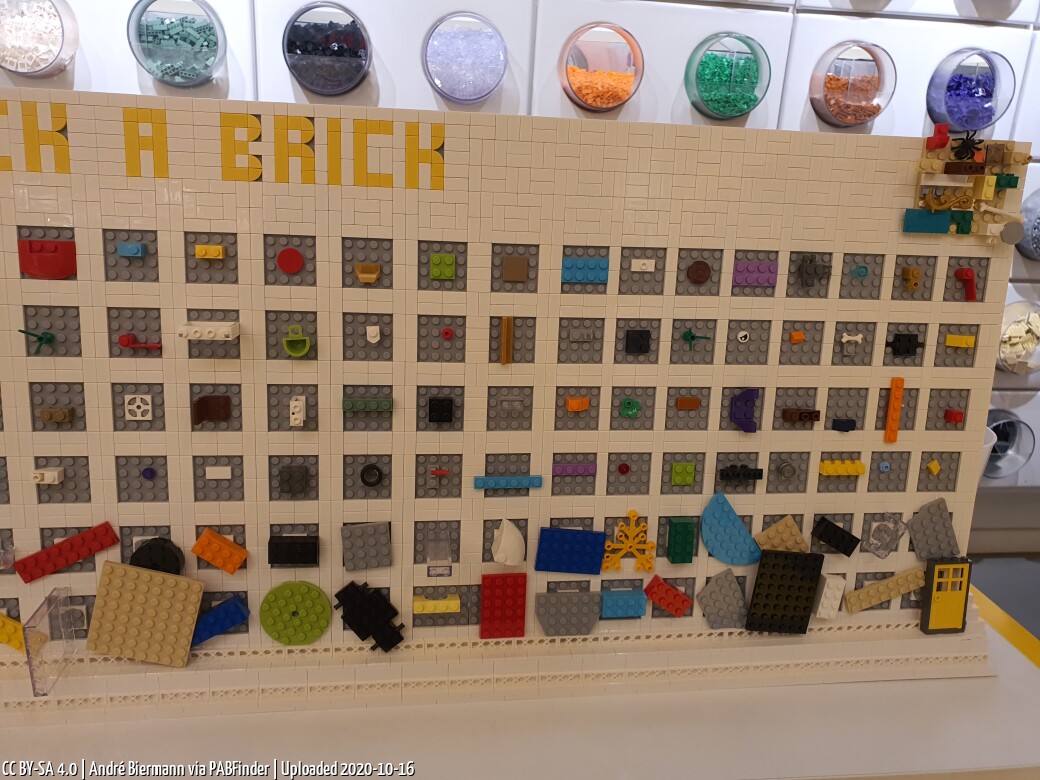 Pick a Brick München Riem (André Biermann, 10/16/20, 12:46:59 PM)