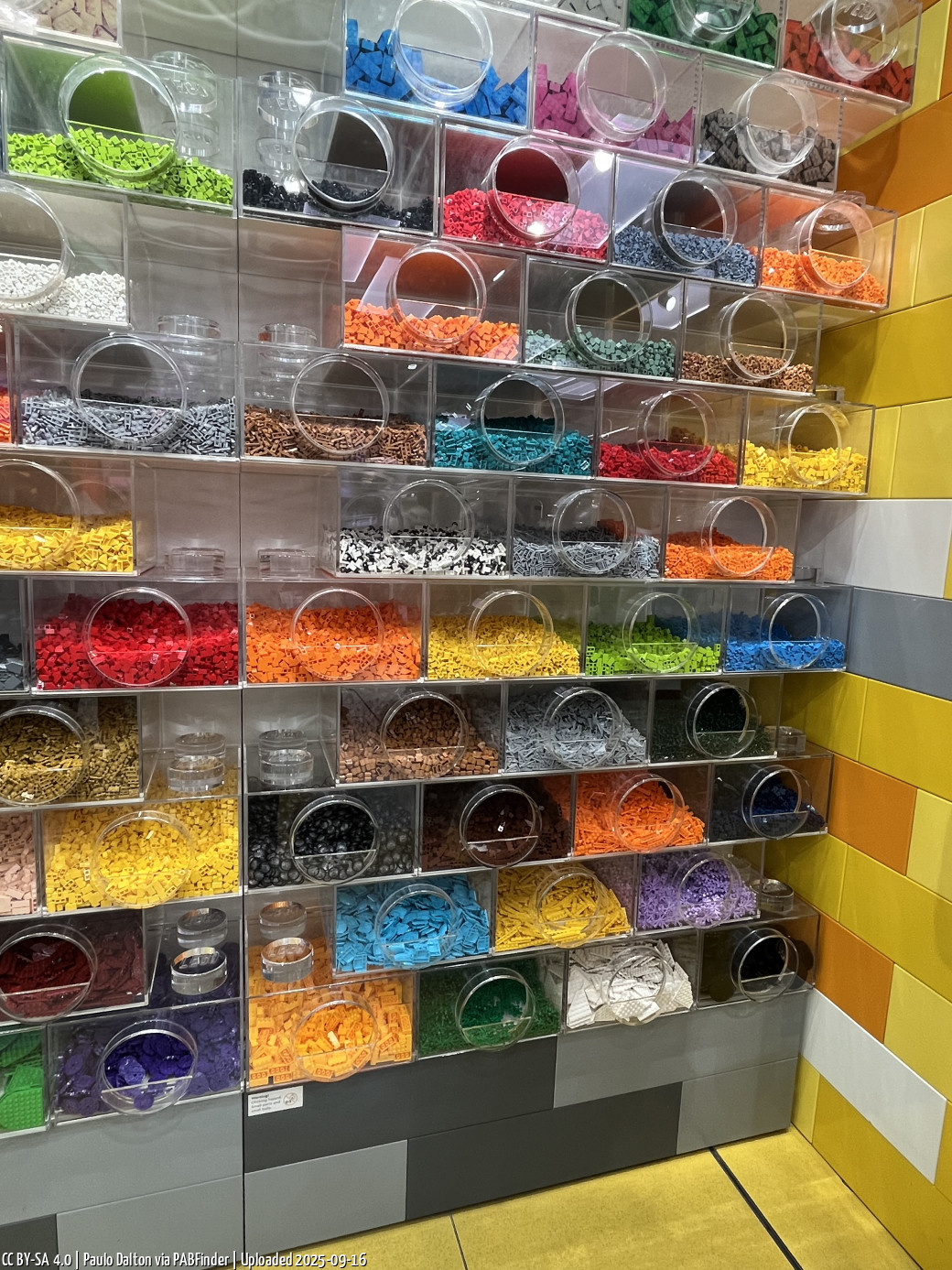 Pick a Brick Leicester Square (Paulo Dalton am 16.09.25, 19:32:18)