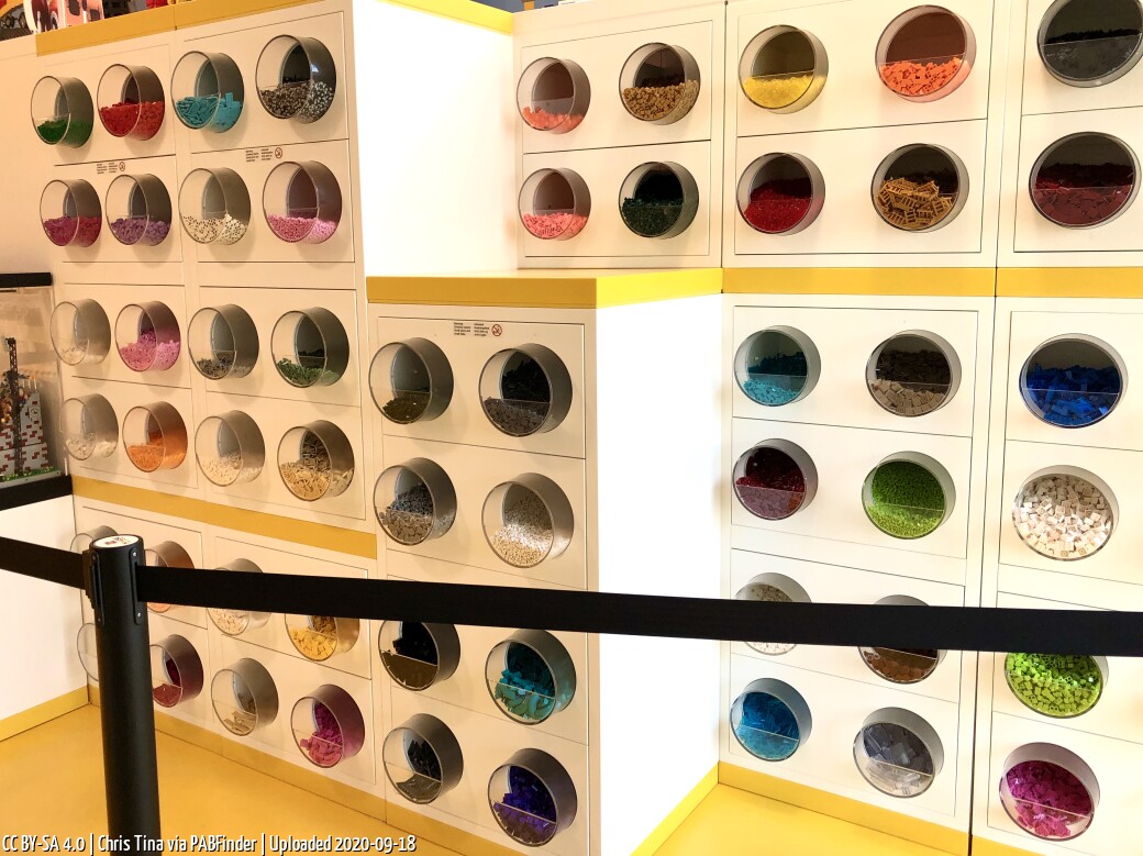 Pick a Brick LEGO House Billund (Chris Tina, 9/18/20, 7:22:57 PM)