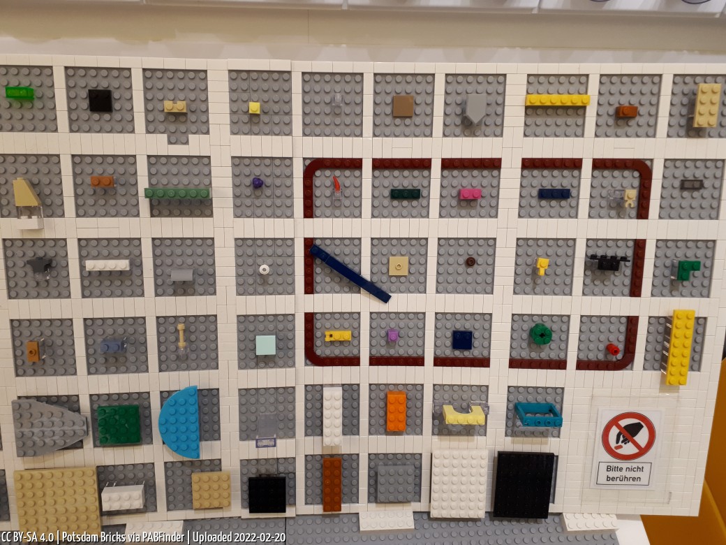 Pick a Brick Berlin (Potsdam Bricks, 2/20/22, 11:43:34 AM)