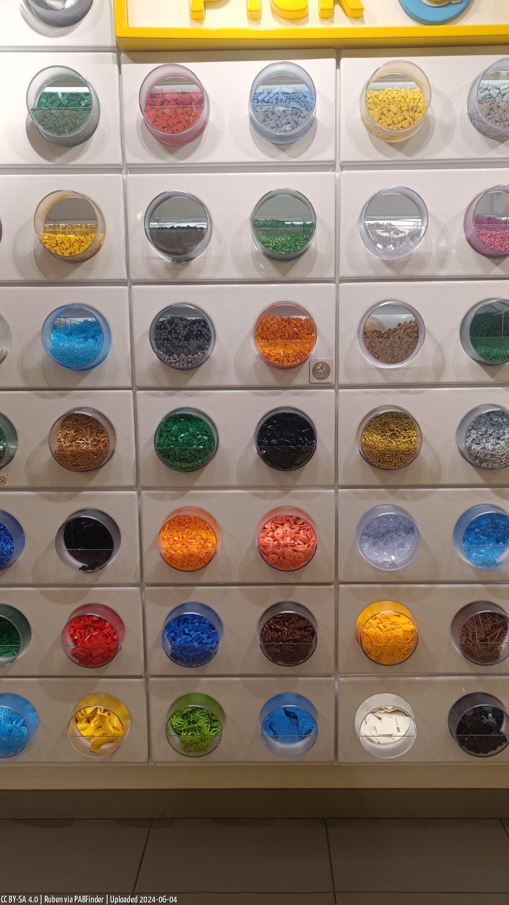 Pick a Brick Mall of the Netherlands (Ruben, 6/4/24, 11:16:41 AM)