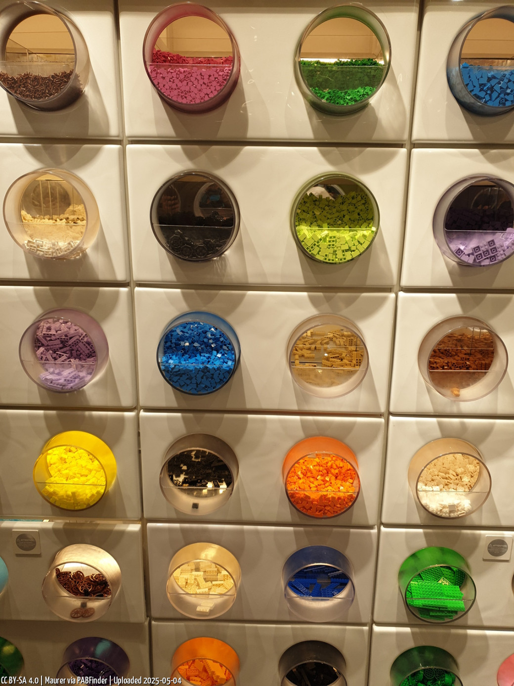 Pick a Brick Paris Les Halles (Maurer, 5/4/25, 1:32:52 PM)