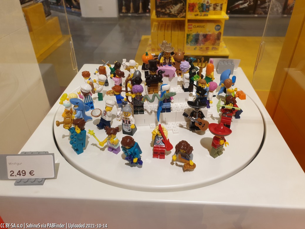 Pick a Brick LEGO Store Essen (SabineS, October 14, 2021)