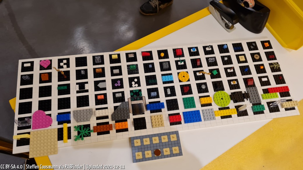 Pick a Brick LEGO Store Leipzig (Steffen Coosmann, December 11, 2021)
