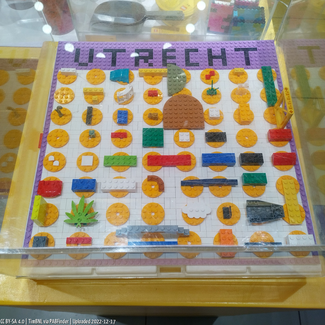 Pick a Brick Utrecht (TimBNL, 12/17/22, 8:22:40 PM)