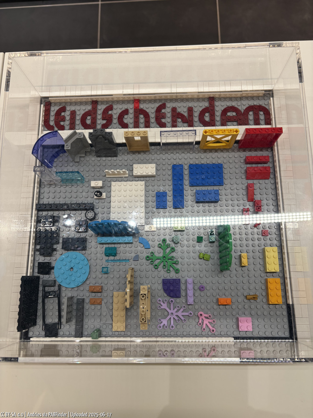 lego pick a brick wall